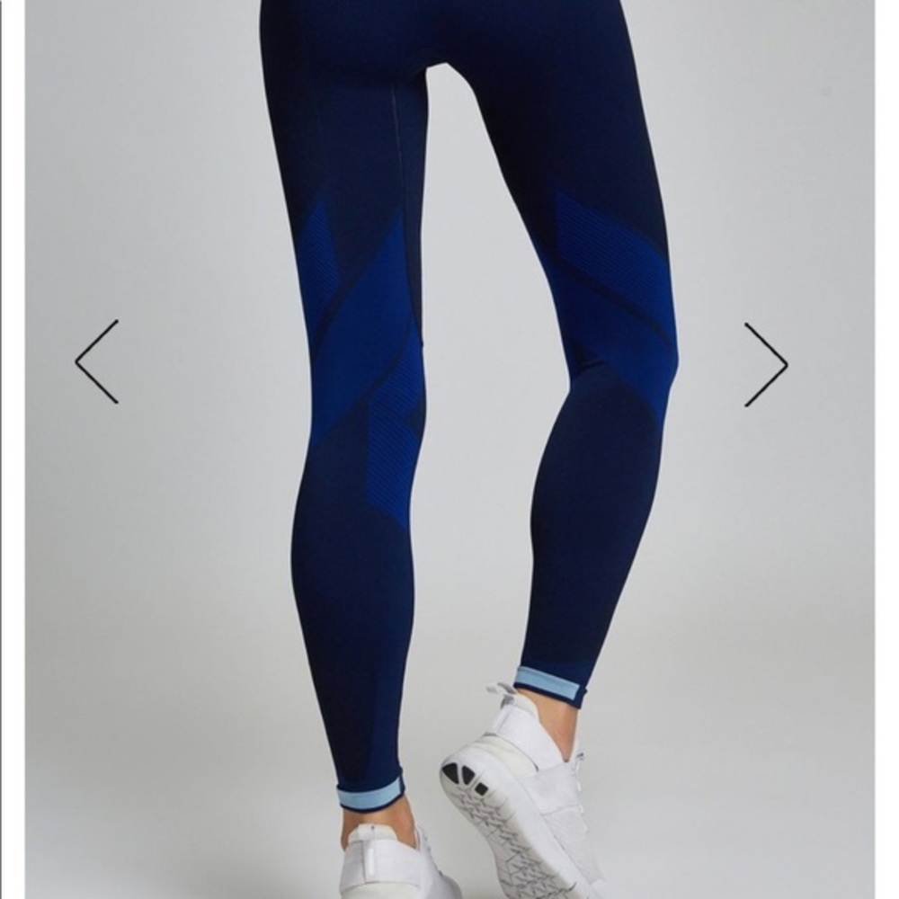 LNDR MOTION LEGGINGS